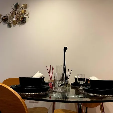 Aparthotel Intellectual By Nfm